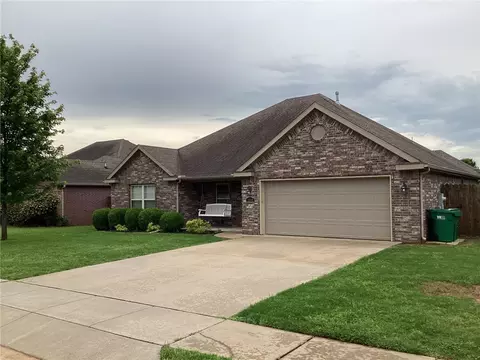 1150 Coventry Ln, Centerton, AR 72719 photo 2
