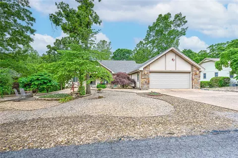 43 Huskins Cir, Bella Vista, AR 72715