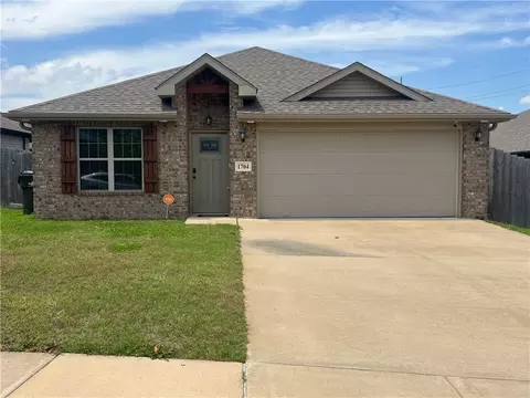 1704 S K Pl, Rogers, AR 72756
