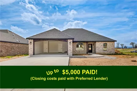 851 Round Top St, Prairie Grove, AR 72753