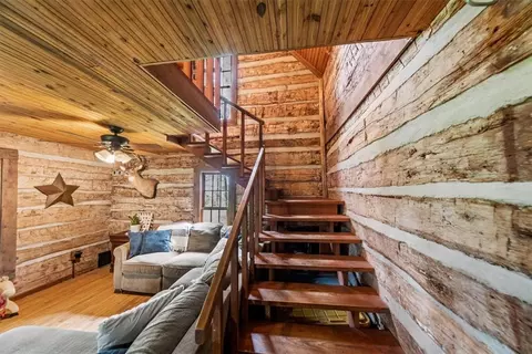 Entry Way - 14785 Tomato Wc 215 Rd, West Fork, AR 72774 photo 1 of 1