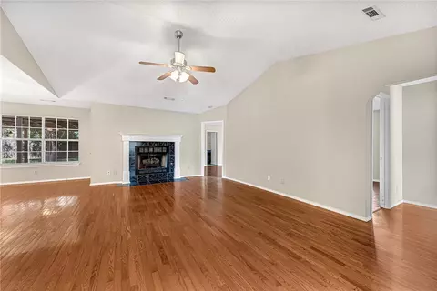 3428 Ryan St, Springdale, AR 72764 photo 2