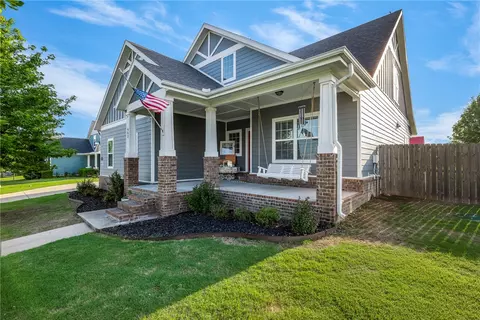 903 Sloane Sq, Cave Springs, AR 72718