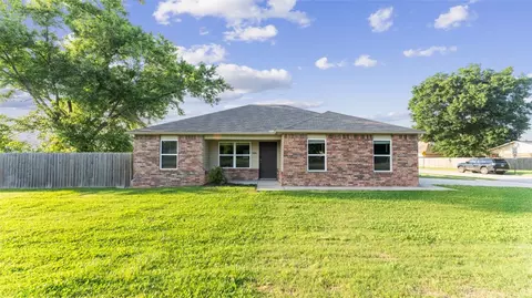 3808 Rosebud Ln, Springdale, AR 72764