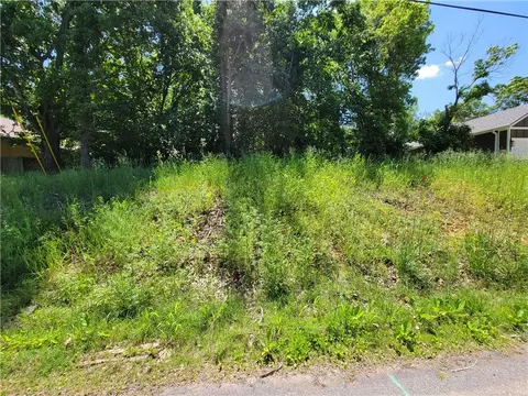 Latshaw Drive, Bella Vista, AR 72714