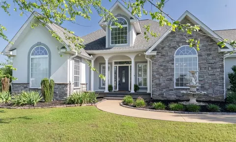 2600 Country Ln, Springdale, AR 72762