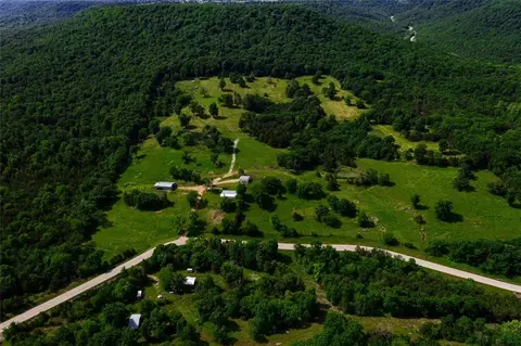 3791 Highway 221 S, Berryville, AR 72616