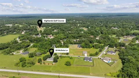 19 Mcdole Ln, Bella Vista, AR 72715