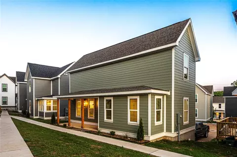 948 S Wichita Ave, Fayetteville, AR 72704