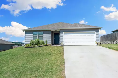 309 Evans St, Huntsville, AR 72740