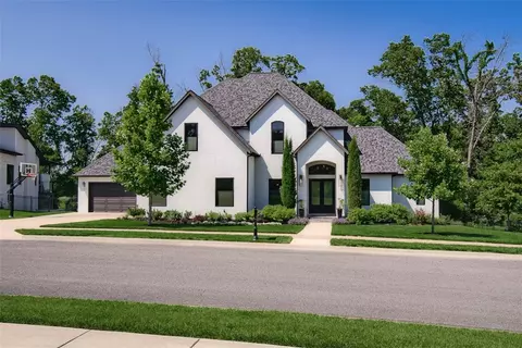 8409 W Kingbird Ct, Bentonville, AR 72713