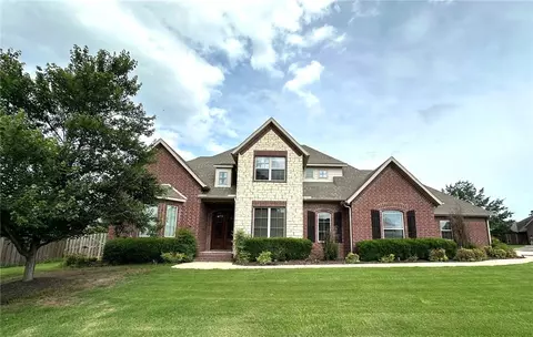 3906 W Legacy Ln, Rogers, AR 72758