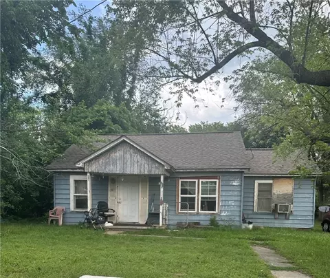 310 Caudle Ave #A & B, Springdale, AR 72764