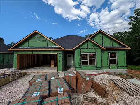 42 Islay Dr, Bella Vista, AR 72715