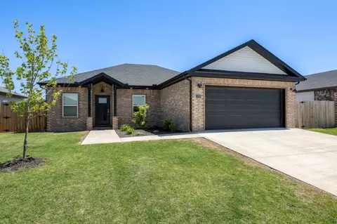 Exterior - 1210 Moonrise St, Centerton, AR 72719 photo 2 of 5