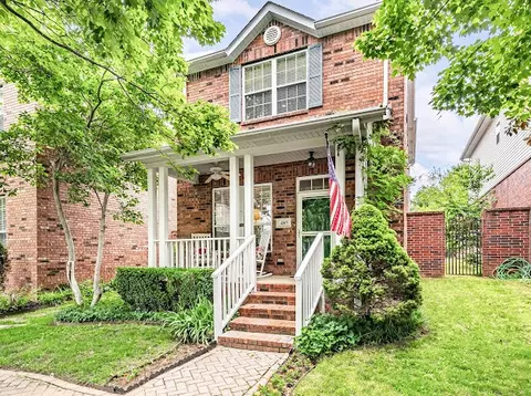 485 E Founders Park Dr, Springdale, AR 72762