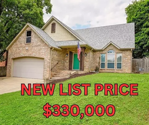 3452 Don Tyson Pkwy, Springdale, AR 72762