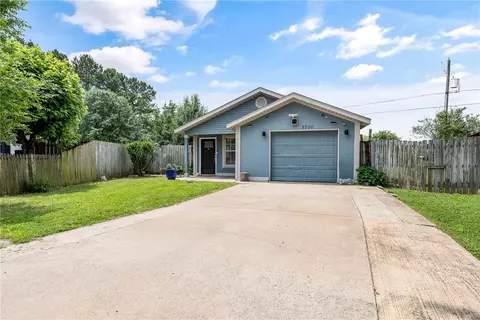 2700 N 6th St, Rogers, AR 72756