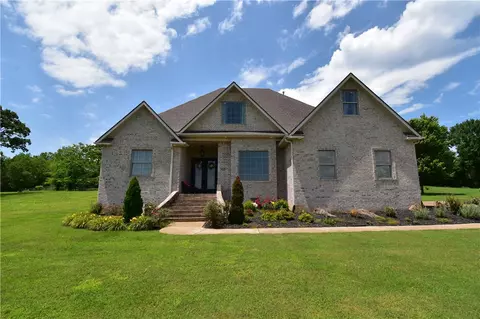 760 Gower Ct, Bentonville, AR 72712