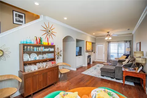 902 S Dixson St, Rogers, AR 72758 photo 9