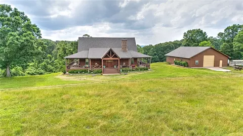 21223 Coger Rd, Springdale, AR 72764