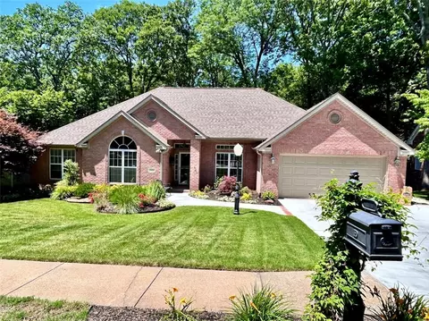 2939 Brookbury Xing, Fayetteville, AR 72703