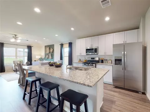 3512 N Marian St, Siloam Springs, AR 72761