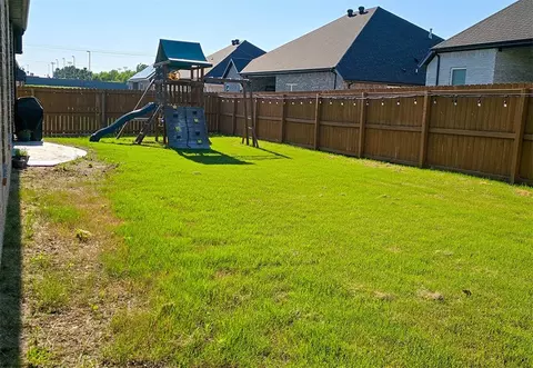 Exterior - 700 Chaparral St, Centerton, AR 72719 photo 4 of 4