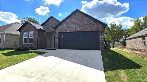 4227 Blossom Ave, Springdale, AR 72764