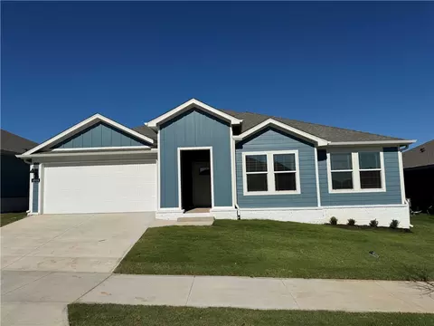 4518 W Canyon Run Dr, Fayetteville, AR 72704