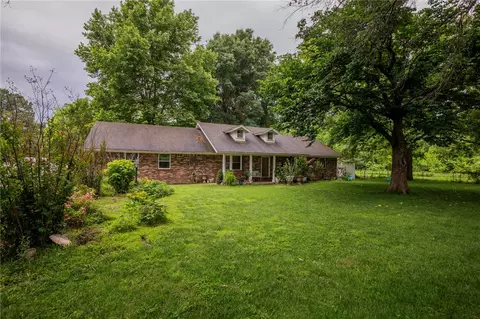845 46th Ave, Fayetteville, AR 72704