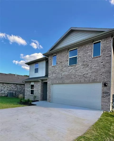 5313 Selah St, Springdale, AR 72764