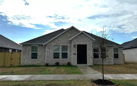 4793 W Sturgeon St, Fayetteville, AR 72704