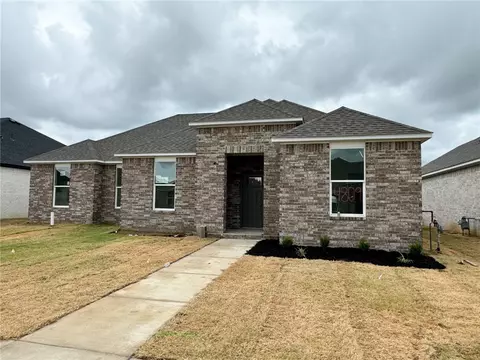 4809 W Aurora St, Fayetteville, AR 72704