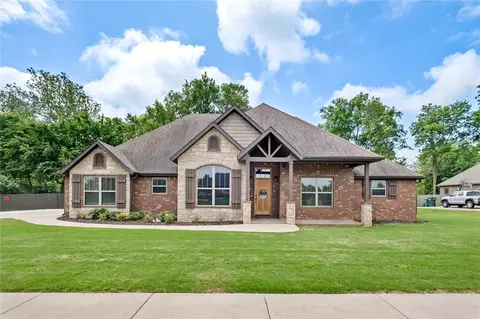 455 W Orchard Creek Dr, Farmington, AR 72730