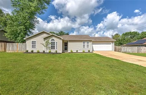 2185 Chapman Ln, Pea Ridge, AR 72751