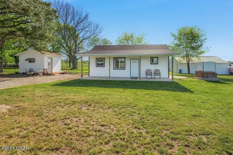 20885 Crow Rd, Seneca, MO 64865