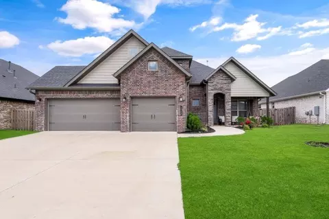 1330 Eureka Rd, Centerton, AR 72719