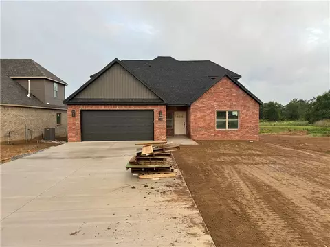 1941 Lordsburg Ct, Bentonville, AR 72713