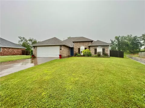 480 Kate Dr, Centerton, AR 72719