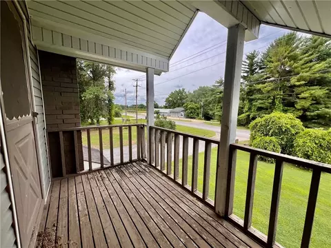 Exterior - 3710 Highway 264, Lowell, AR 72745 photo 3 of 15