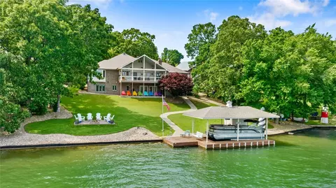 17 Marykirk Ln, Bella Vista, AR 72715