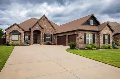 4611 W Quelinda Dr, Rogers, AR 72758