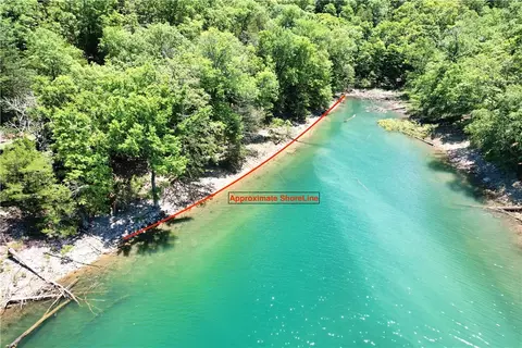 10501 Red Bluff Rd, Garfield, AR 72732