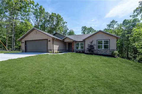 7 Faversham Ln, Bella Vista, AR 72714