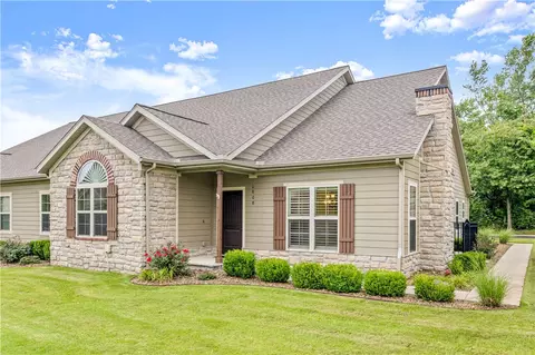 1008 SW Naphtali Blvd, Bentonville, AR 72712