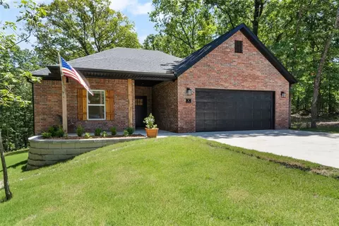 4 Patsy Cir, Bella Vista, AR 72715