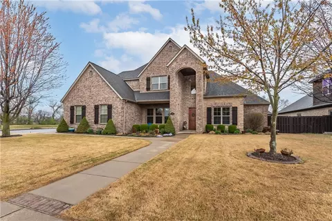 4615 W Quelinda Dr, Rogers, AR 72758