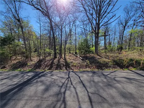 Whalsay Lane, Bella Vista, AR 72715
