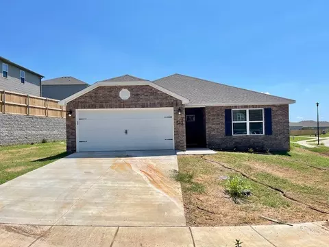 543 Woodcreek Loop, Lowell, AR 72745